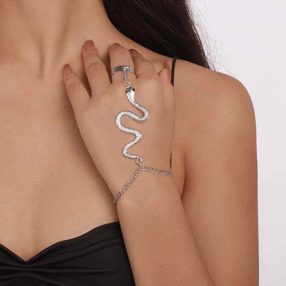 Serpent Queen Hand Chain – Gothic Snake Bracelet Ring in Gold & Silver